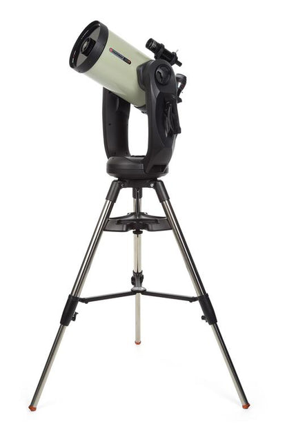 Celestron CPC Deluxe HD 925 Bundle