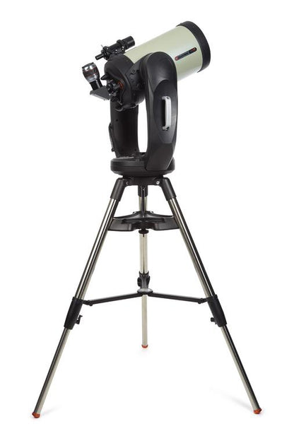 Celestron CPC Deluxe HD 925 Bundle