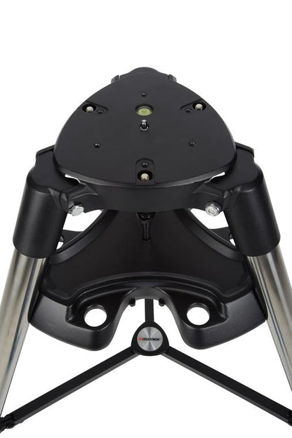 Celestron CPC Deluxe HD 925 Bundle