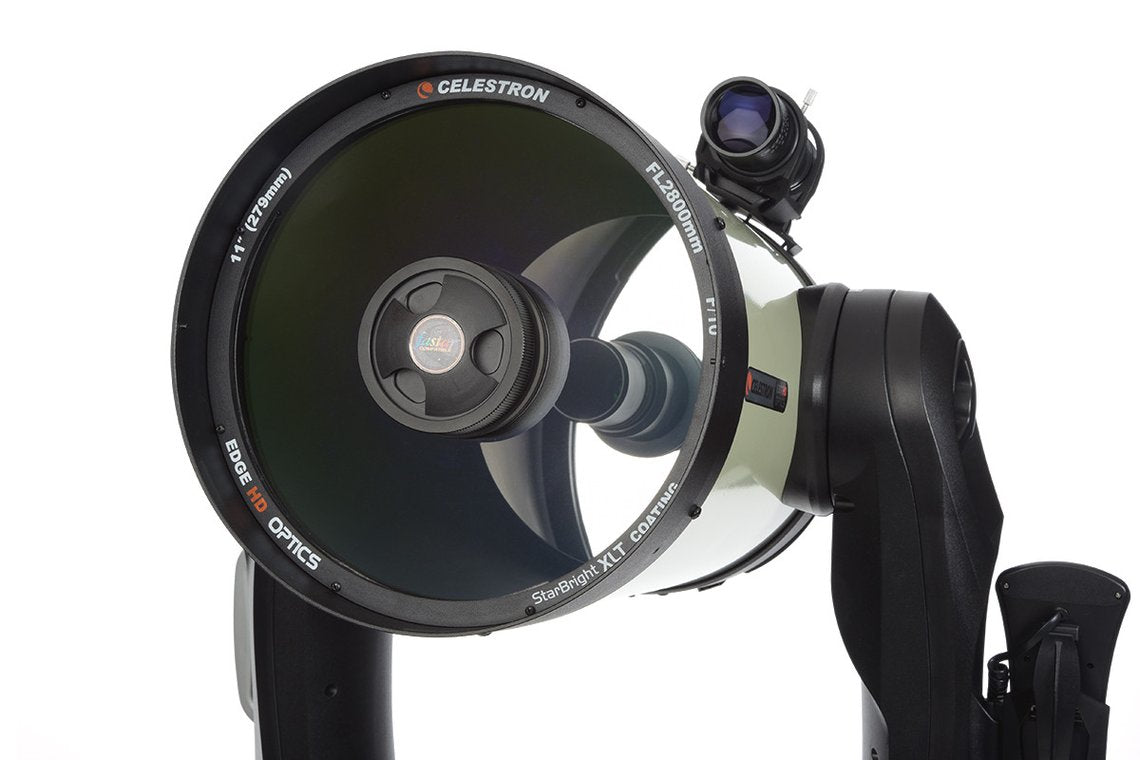 Celestron CPC Deluxe EdgeHD 1100 Bundle